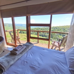 Type F: Thatched Chalet 2 double bedded en-suite room with valley view_1
