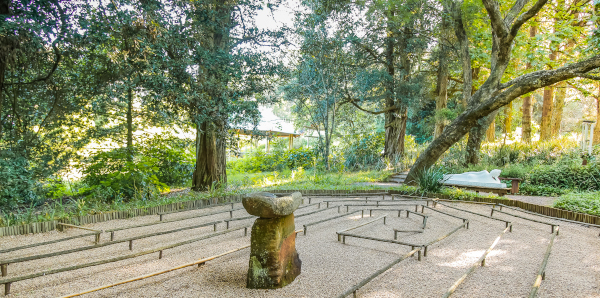 labyrinth reclining buddha cflores