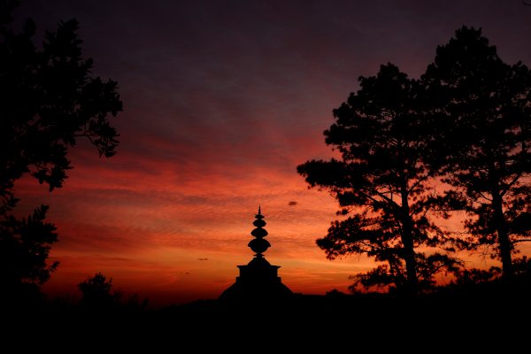 H Bland stupa at dawn