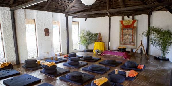 meditation hall photo Lisa De Venter 9B1A6520